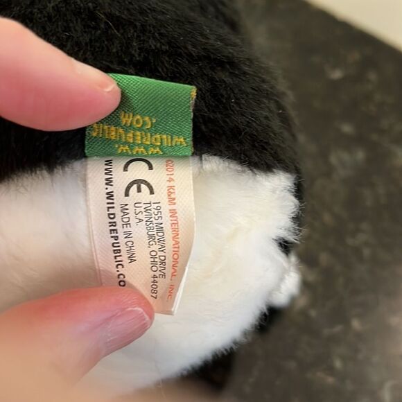 Wild Republic Plush Penguin Black and White 7" Stuffed Animal Toy 2012 - Picture 8 of 8